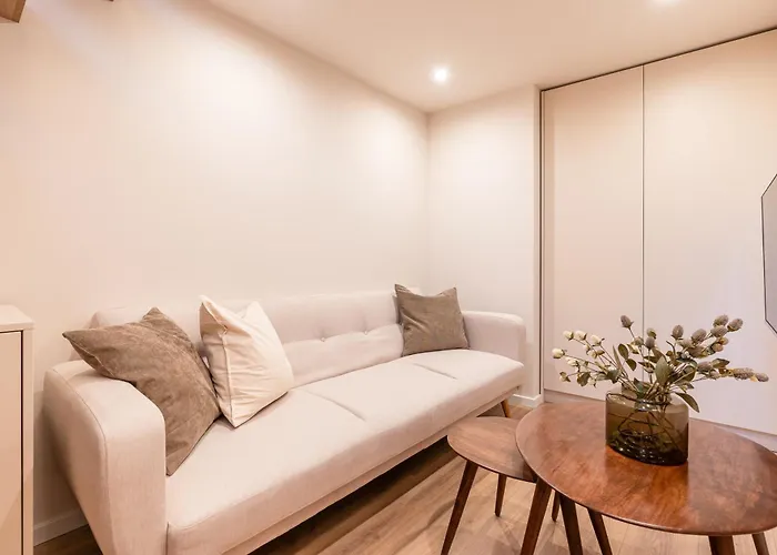 Szerb Boutique Suites, By Bqa 3*