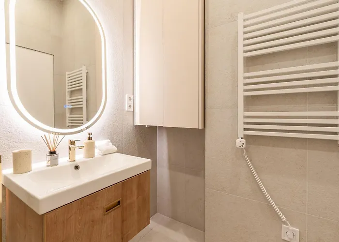 Couette-café Szerb Boutique Suites, By Bqa