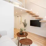 Szerb Boutique Suites, By Bqa Bed and Breakfast 3*