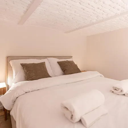 Bed and breakfast Szerb Boutique Suites, By Bqa Budapest