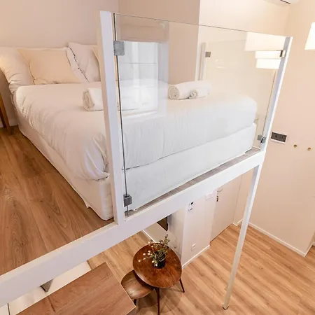 Szerb Boutique Suites, By Bqa Bed & Breakfast Budapešť