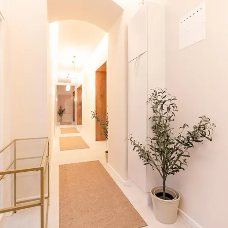 Szerb Boutique Suites, By Bqa Bed & Breakfast Budapešť